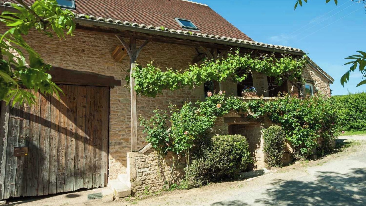 Photo of Outdoor in Etrigny
