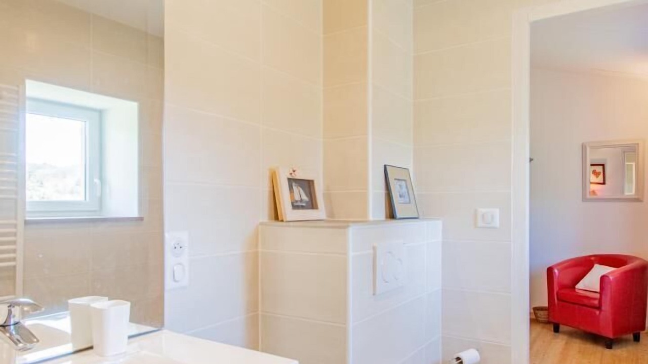 Photo of Bathroom in Montagny-sur-Grosne