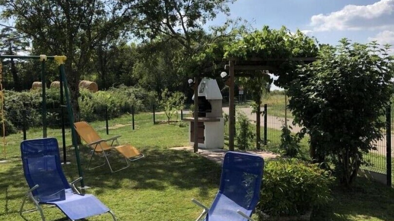 Photo of Outdoor in Saint-Germain-du-Plain