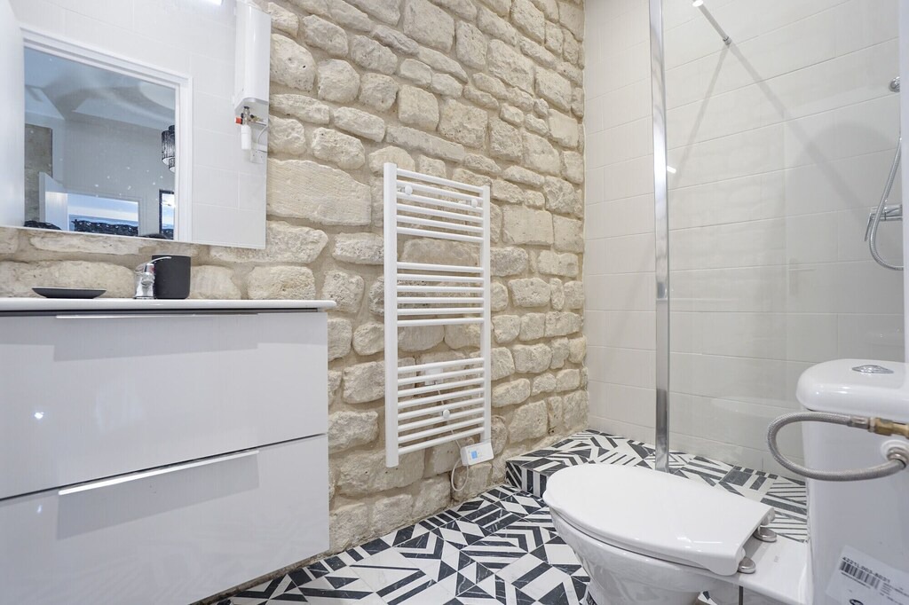 Photo of Bathroom in 5th Arrondissement