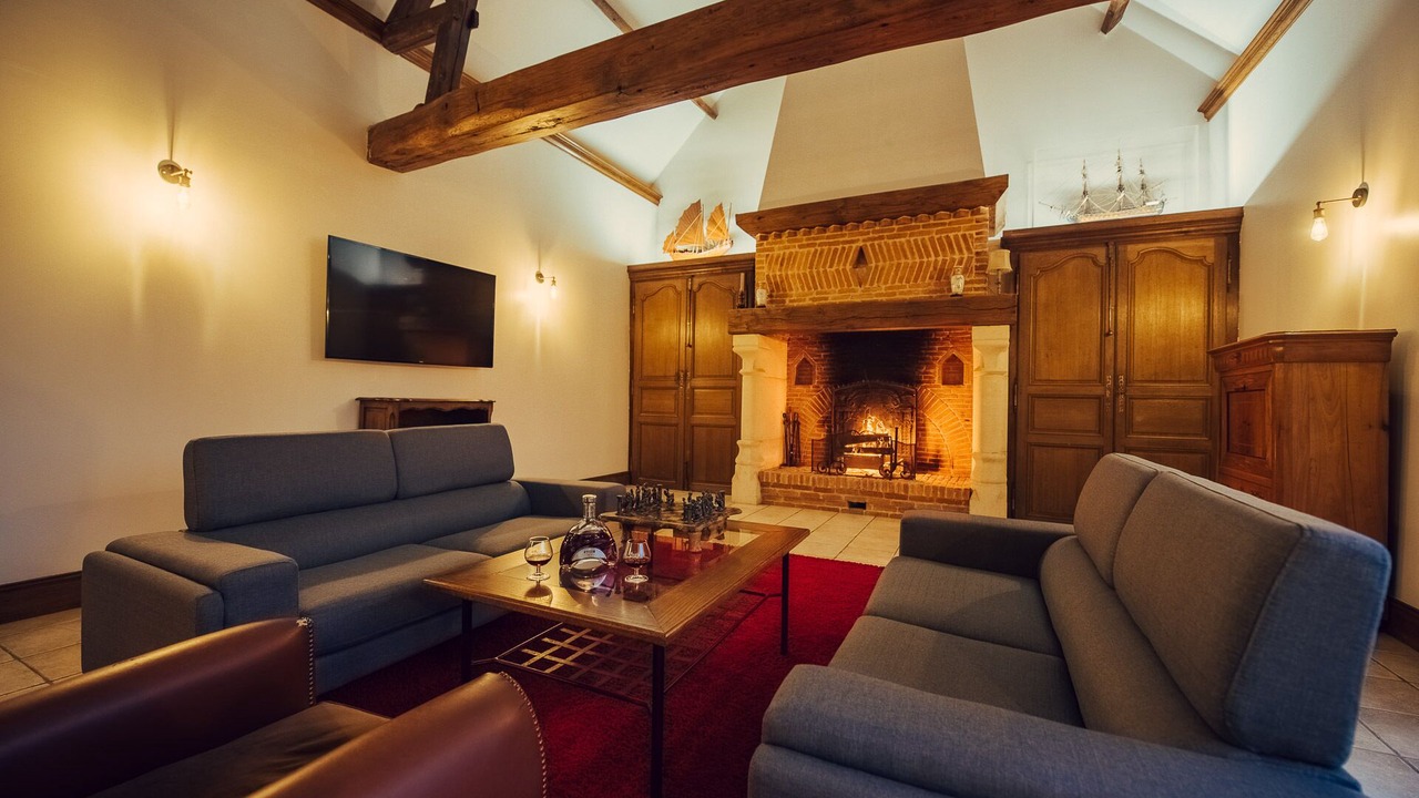 Photo of Livingroom in Ecrainville
