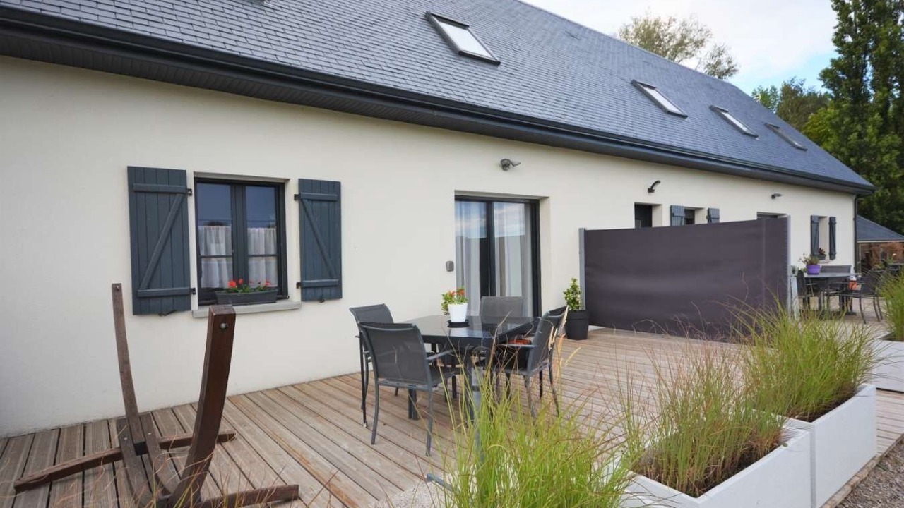 Photo of Outdoor in Saint-Quentin-en-Tourmont