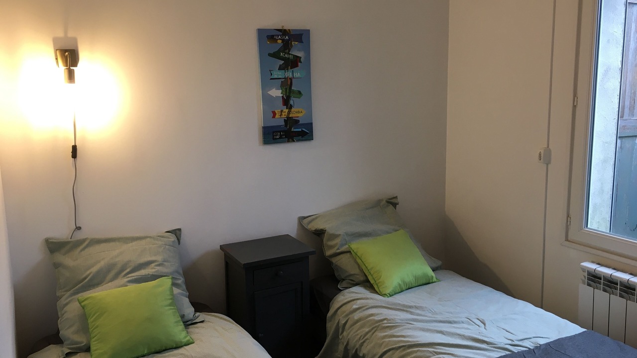 Photo of Bedroom in Aubers