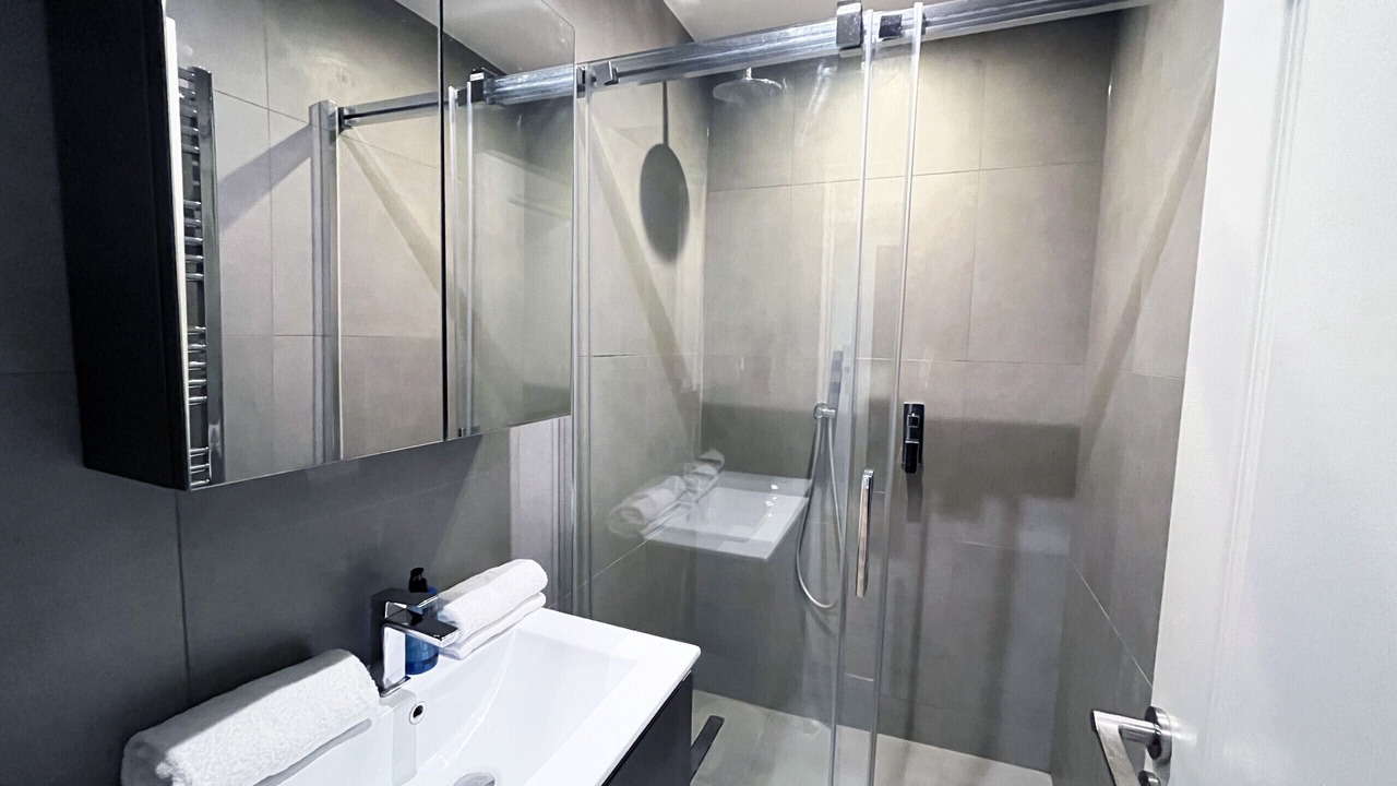 Photo of Bathroom in Enfants-Rouges