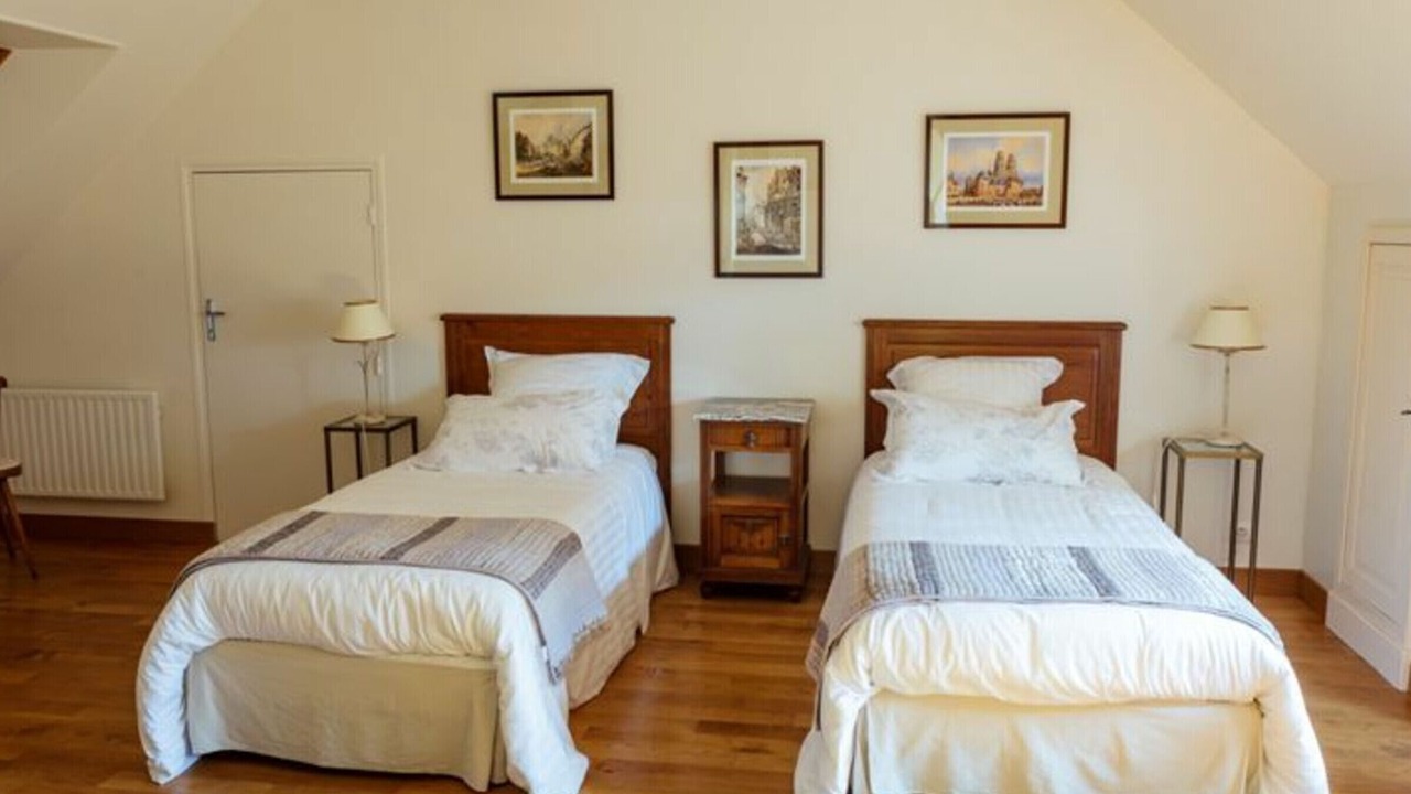 Photo of Bedroom in Poinville
