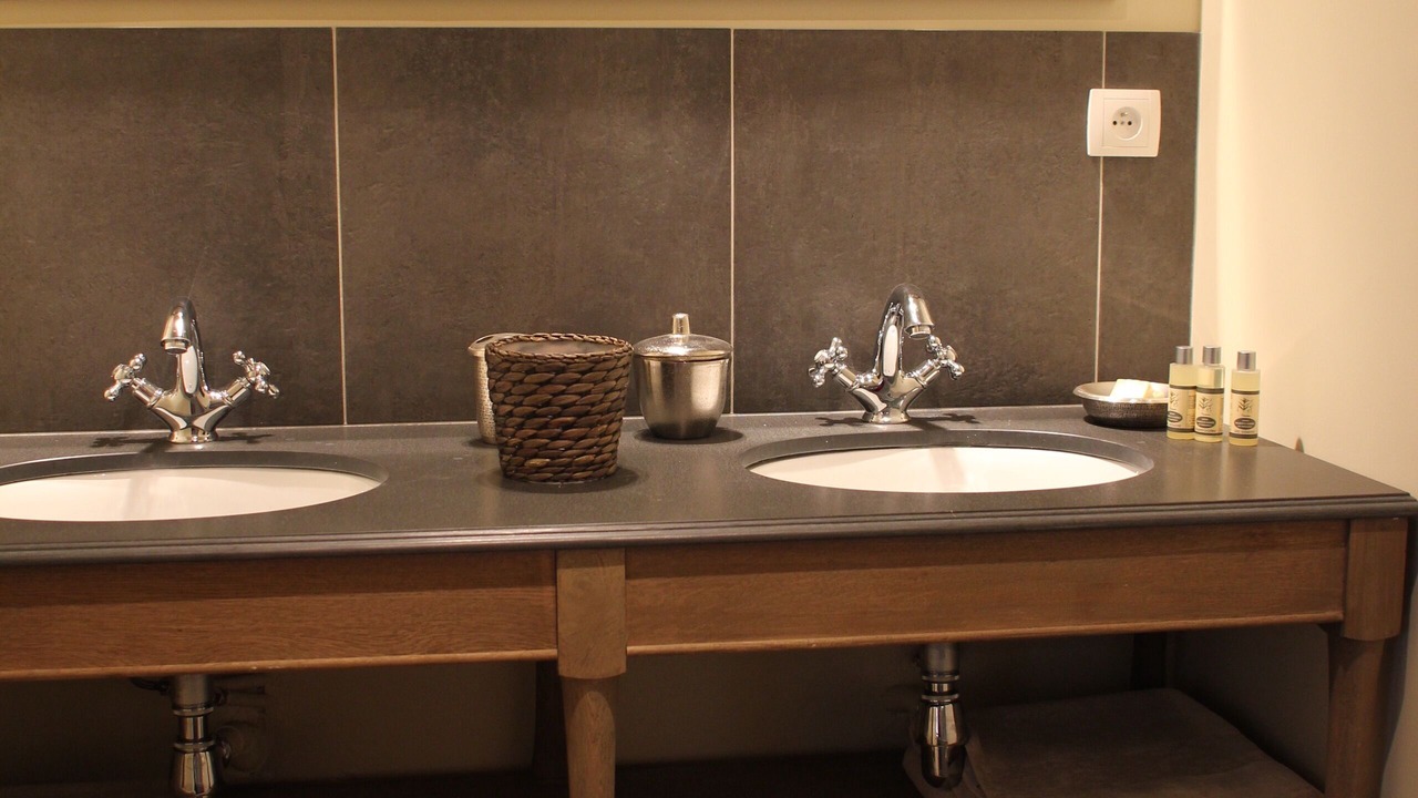 Photo of Bathroom in Morienval