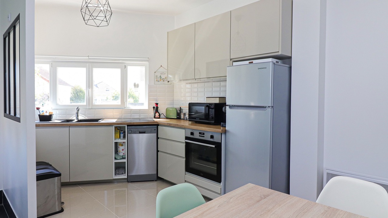 Photo of Kitchen in Chanteloup-les-Vignes