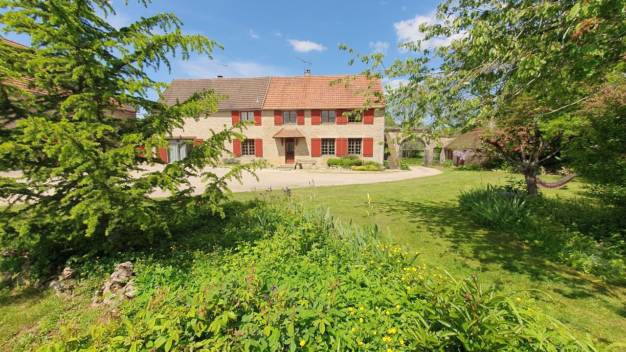 Photo of Outdoor in Eguilly