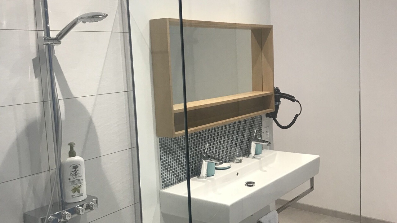 Photo of Bathroom in Montreuil-sur-Mer