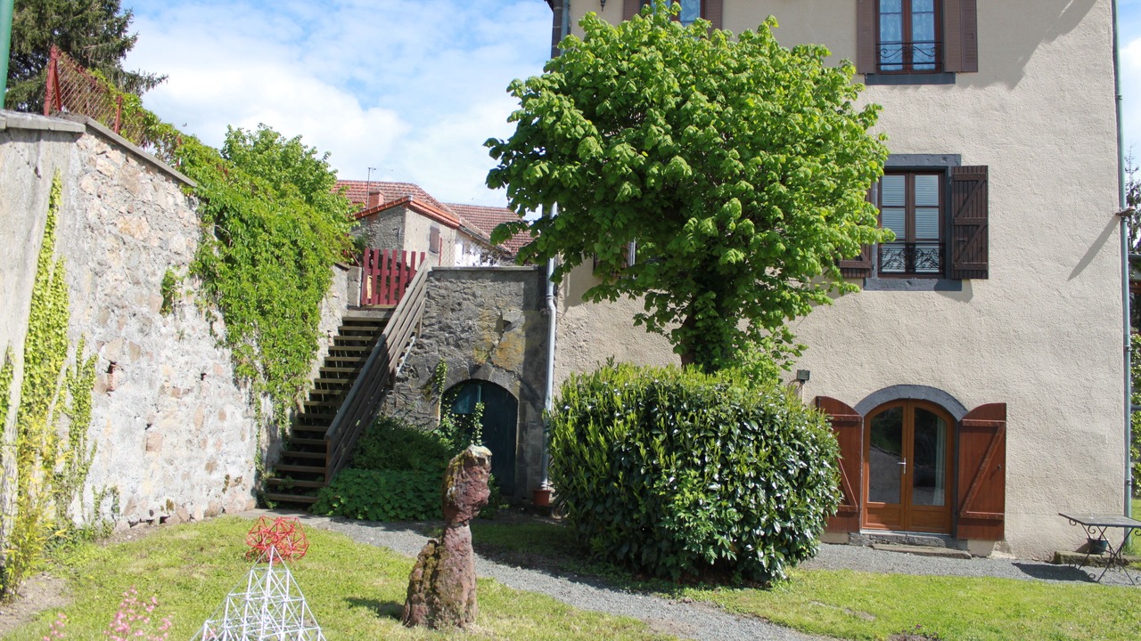 Photo of Outdoor in Manzat