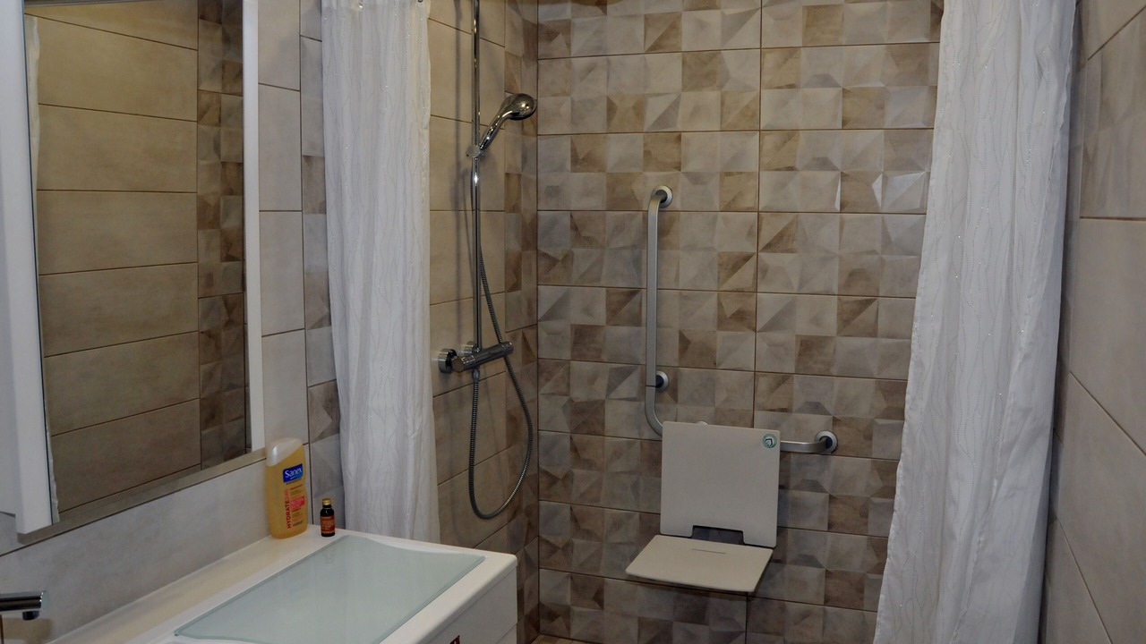 Photo of Bathroom in Evry