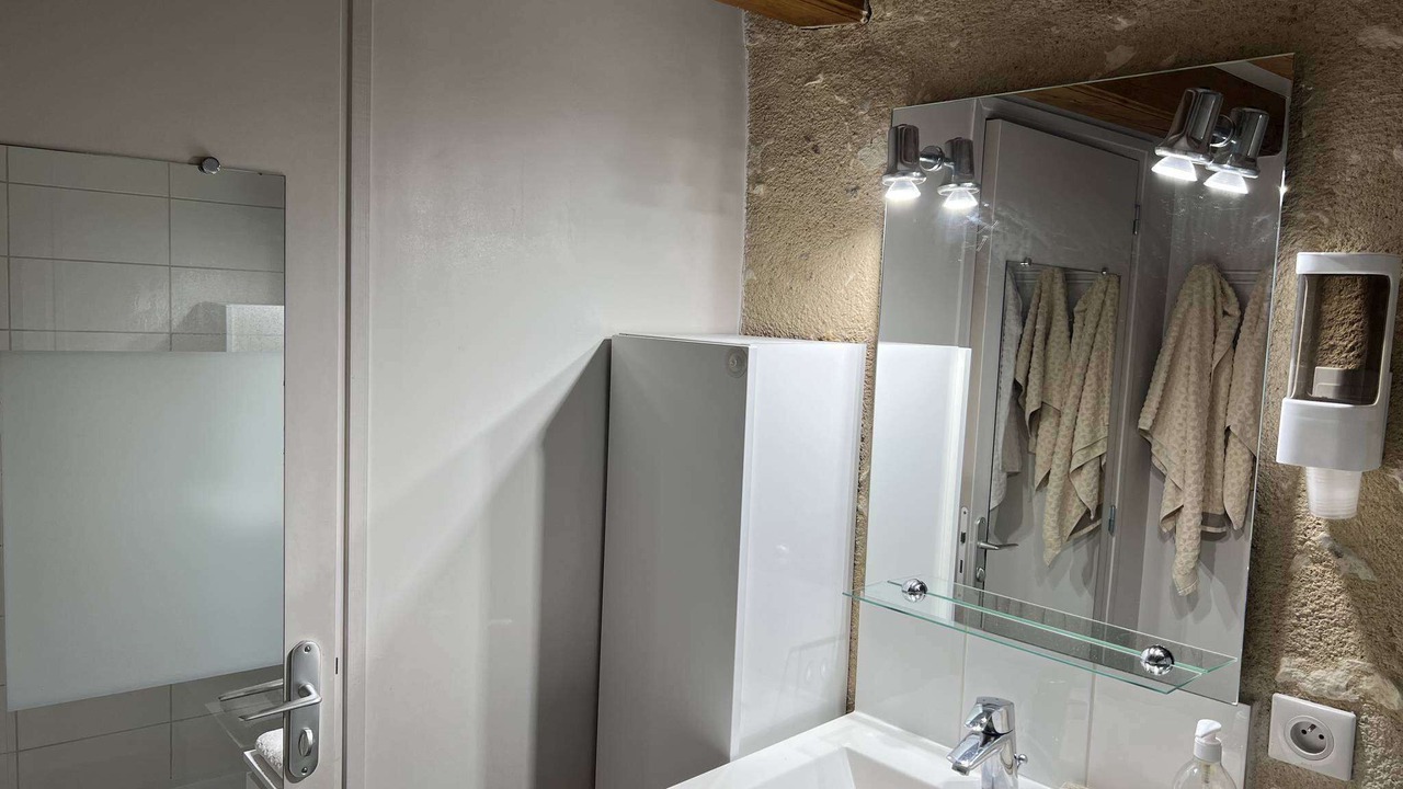 Photo of Bathroom in Saint-Eloi