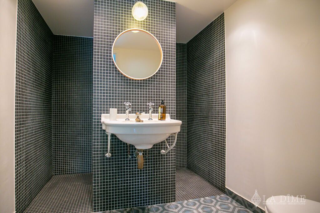 Photo of Bathroom in Giverny