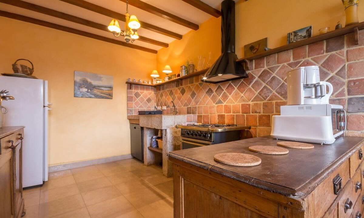 Photo of Kitchen in Chaudenay-le-Chateau