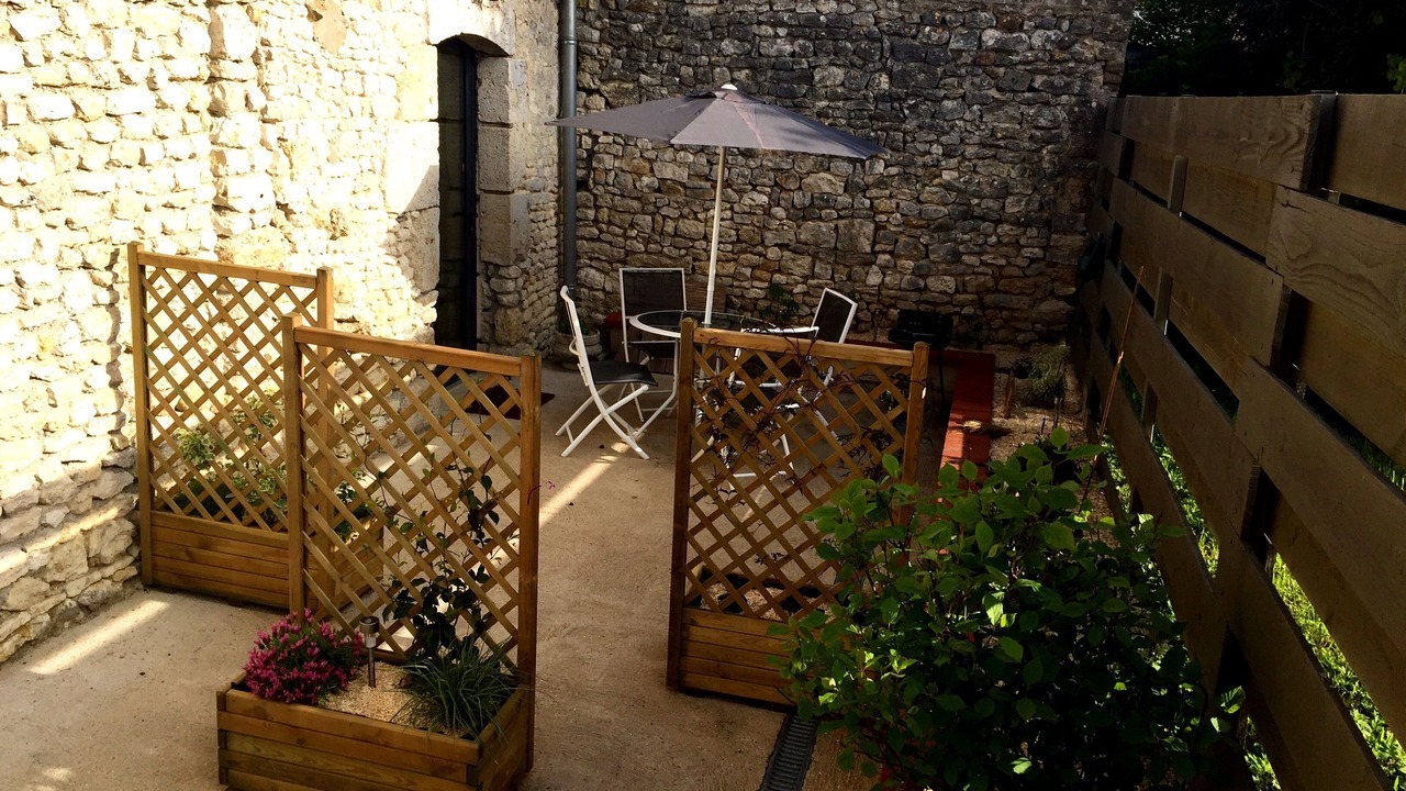 Photo of Patio Balcony in Beaune-la-Rolande
