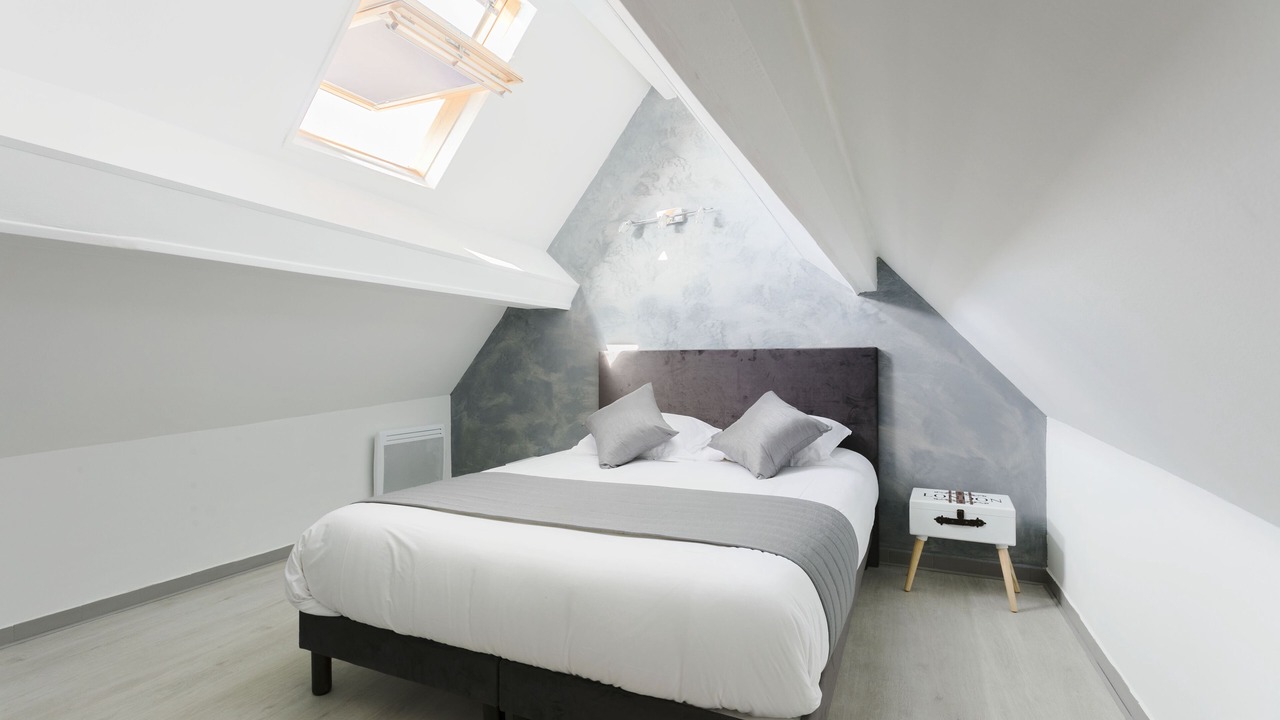 Photo of Bedroom in Roissy-en-France
