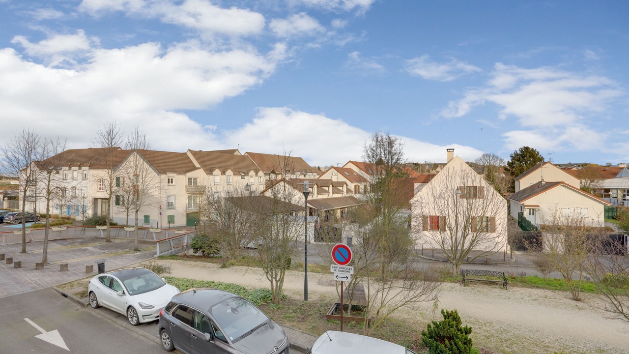 Photo of Others in Roissy-en-France