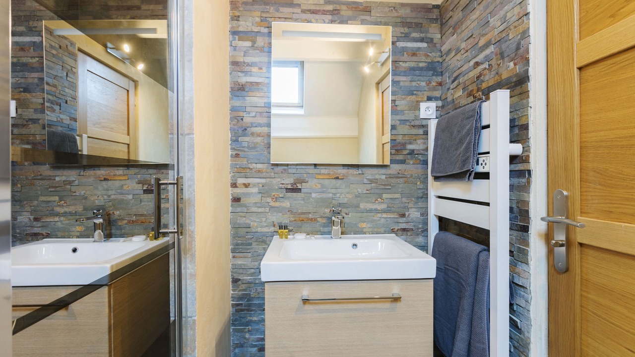 Photo of Bathroom in Roissy-en-France