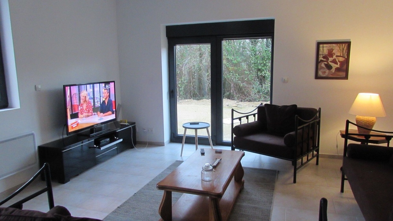 Photo of Livingroom in Osly-Courtil