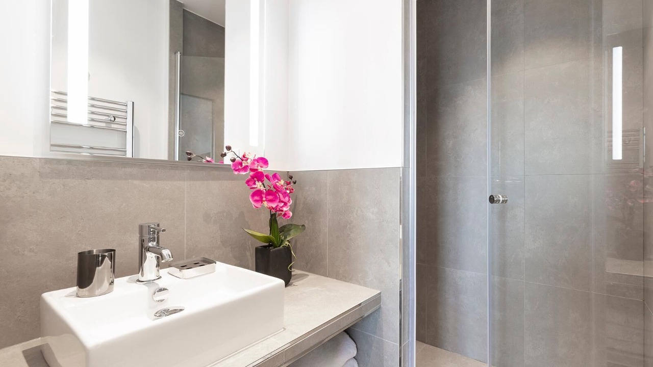Photo of Bathroom in Quartier de la Porte-Saint-Denis