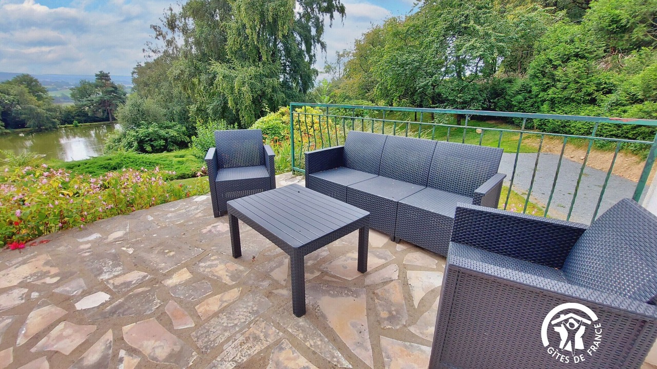 Photo of Patio Balcony in Saint-Pierre-sur-Orthe
