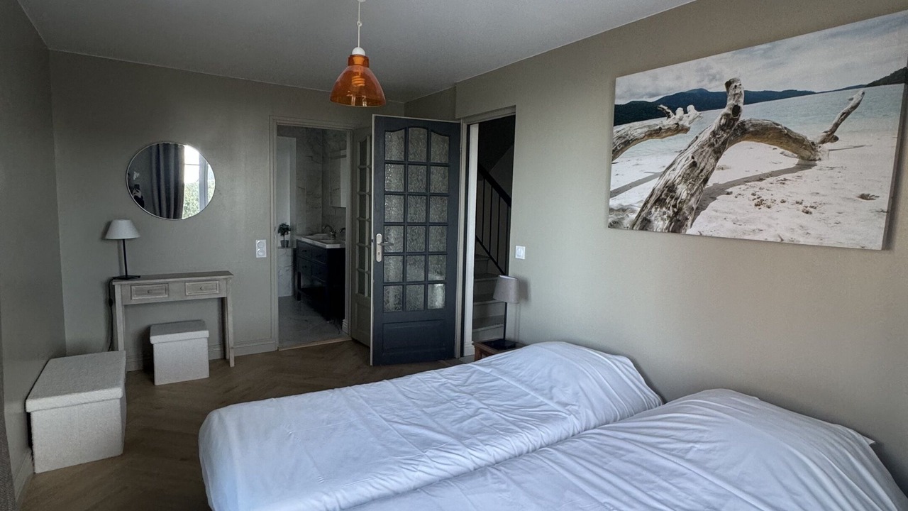 Photo of Bedroom in Dieppe