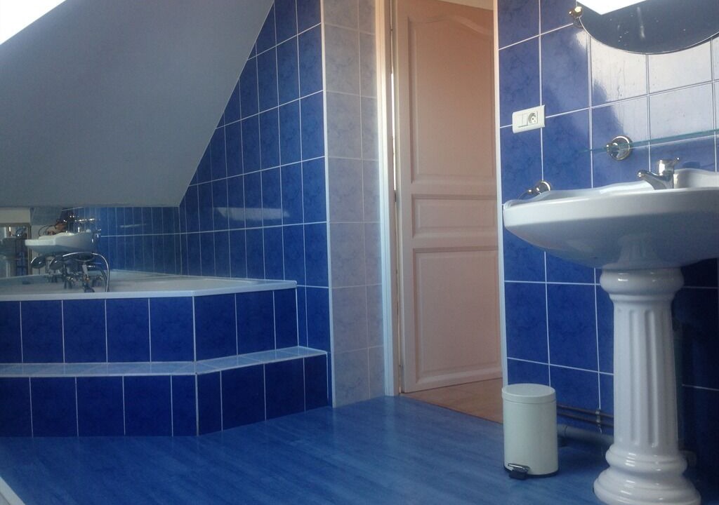 Photo of Bathroom in Dieppe
