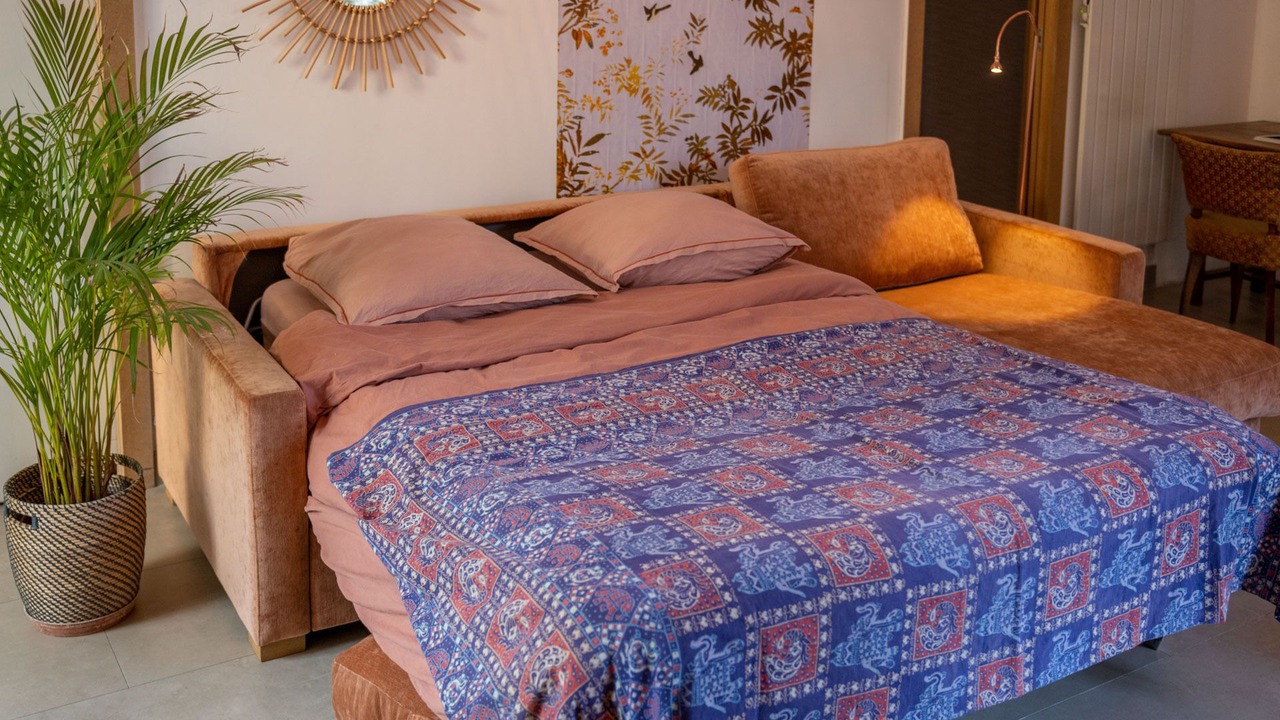 Photo of Bedroom in Nemours