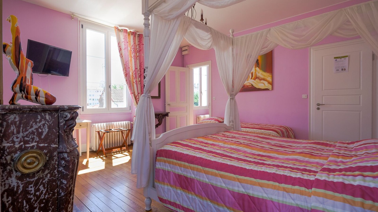 Photo of Bedroom in Vitry-le-Francois