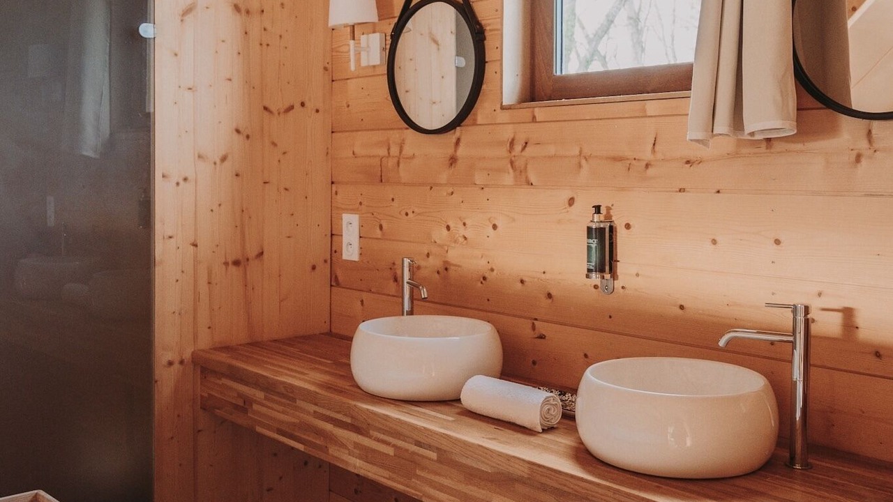 Photo of Bathroom in Sainte-Honorine-de-Ducy
