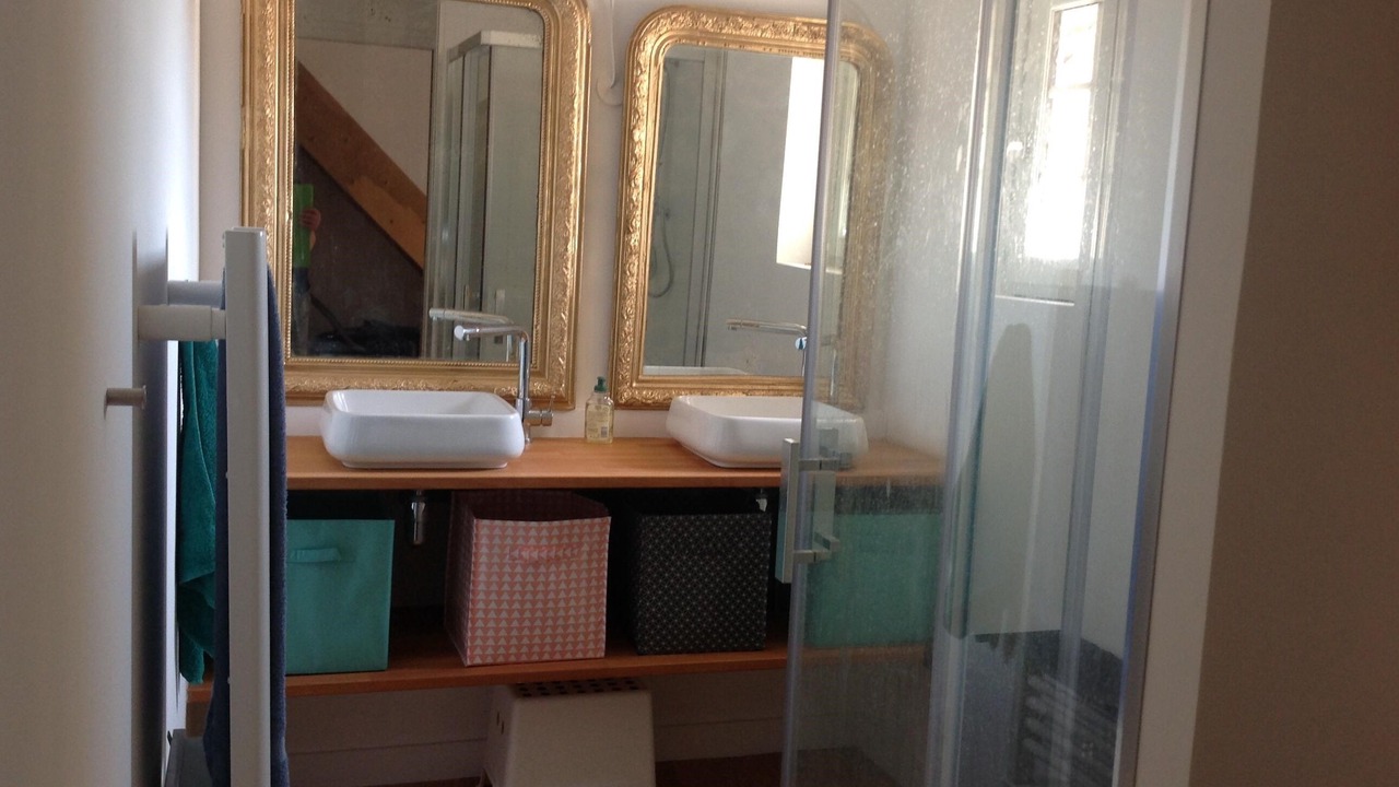 Photo of Bathroom in Santenay