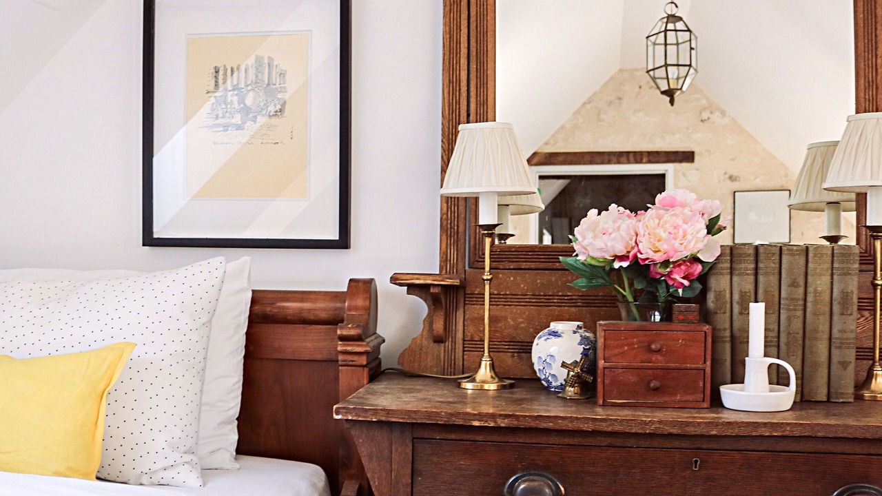 Photo of Bedroom in Assay