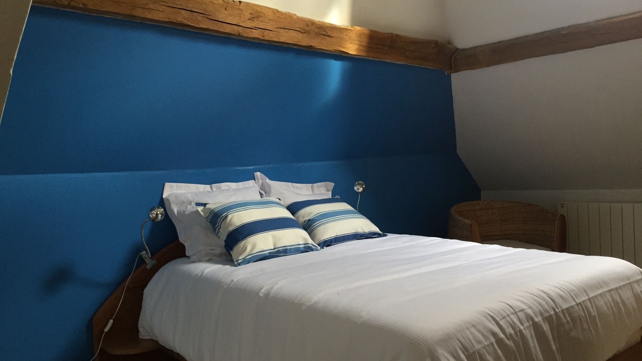 Photo of Bedroom in Bernay
