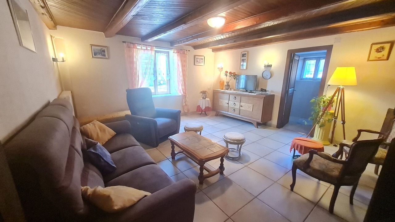 Photo of Livingroom in Reherrey