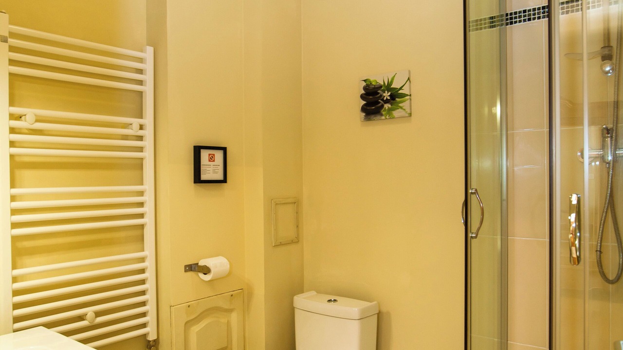 Photo of Bathroom in Charbogne