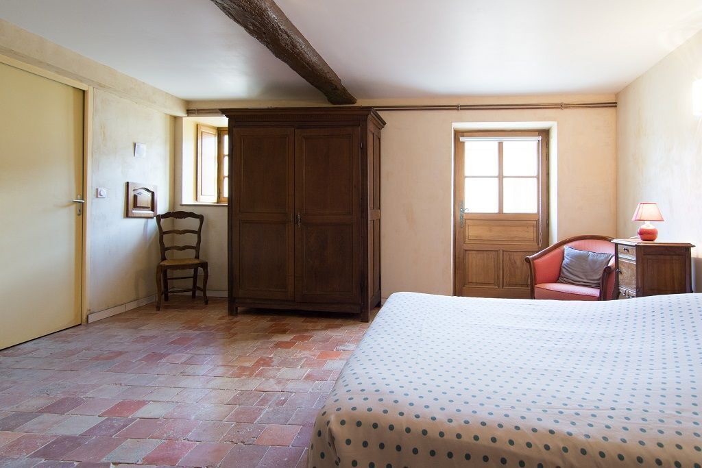 Photo of Bedroom in Charbogne