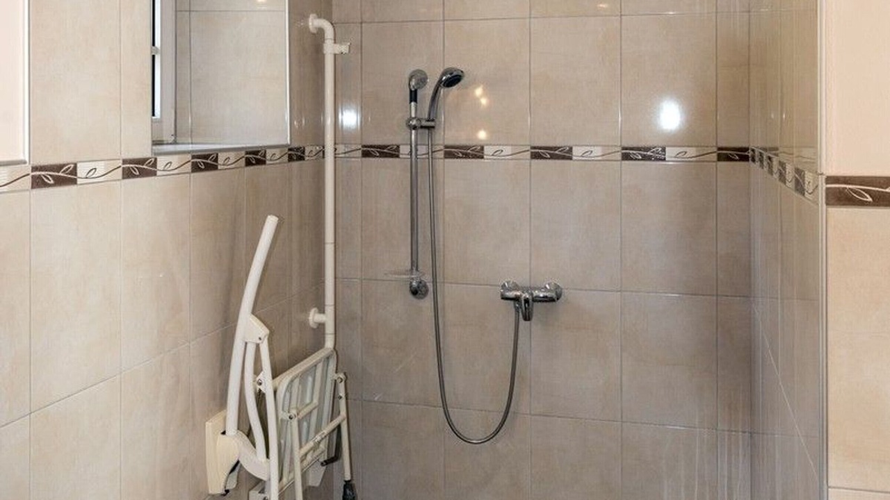 Photo of Bathroom in Thillombois