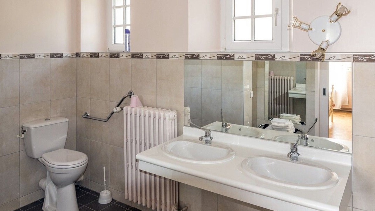 Photo of Bathroom in Thillombois