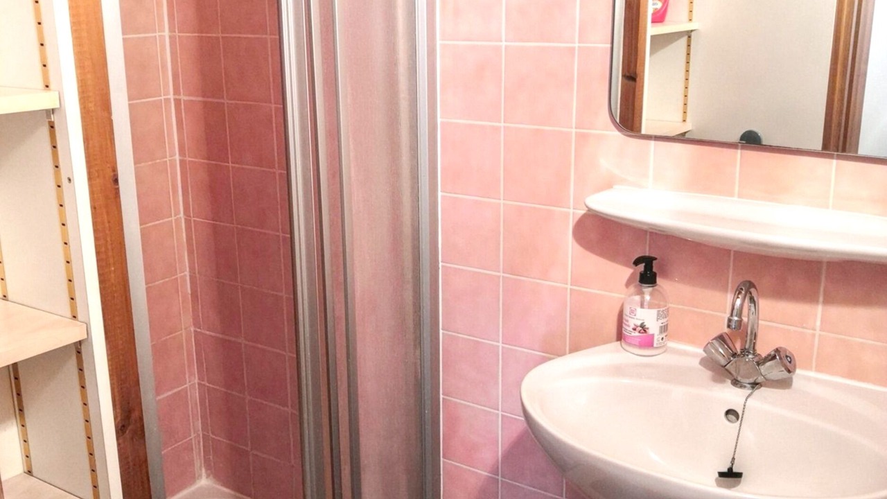Photo of Bathroom in Giffaumont-Champaubert