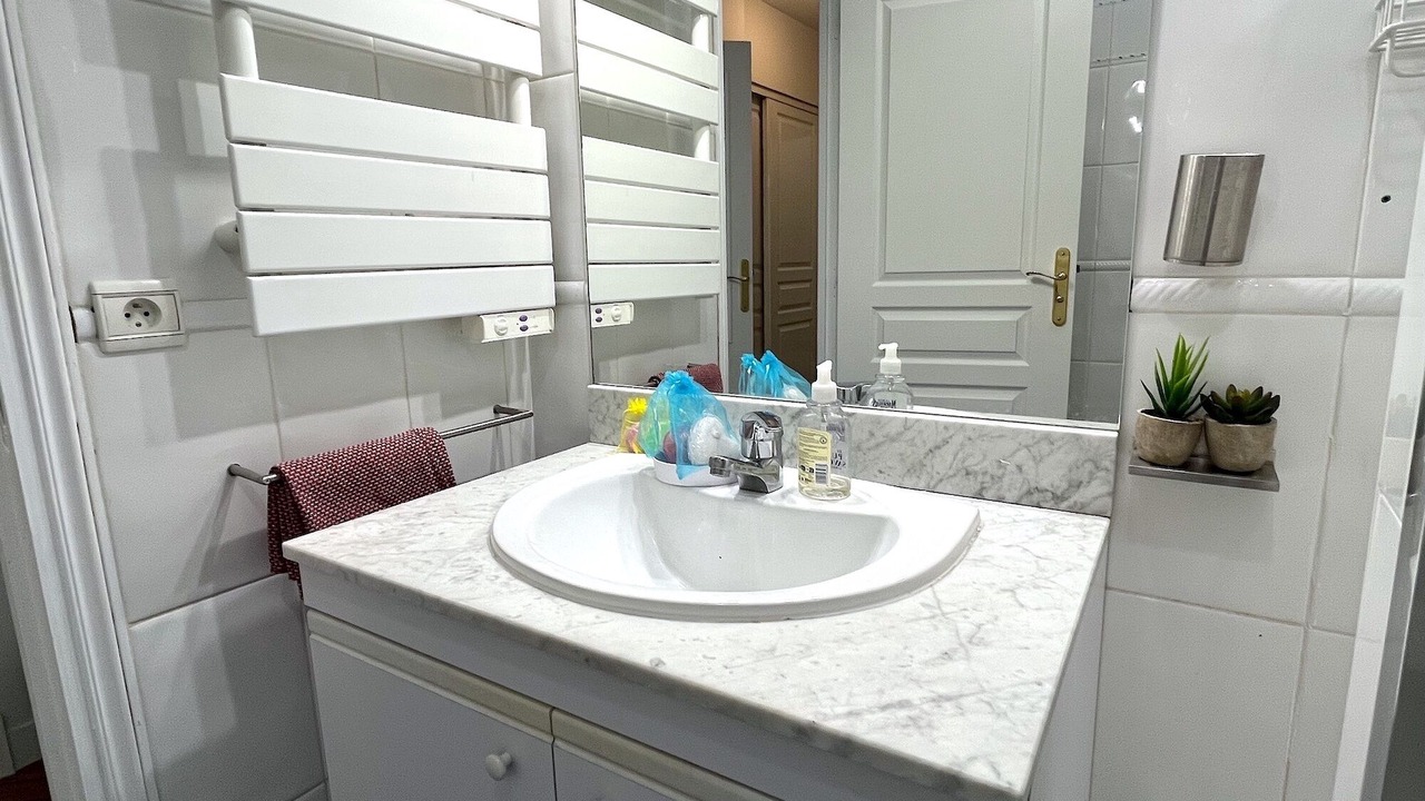 Photo of Bathroom in Madeleine