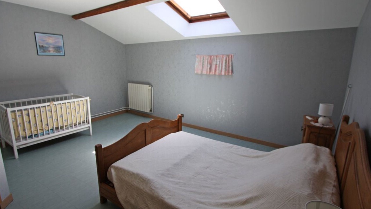 Photo of Bedroom in Isches