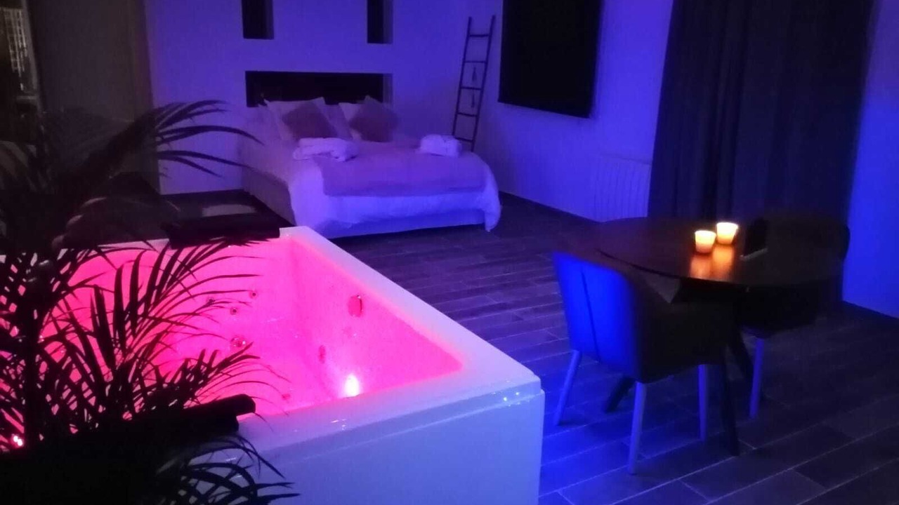 Photo of Bedroom in Saint-Leu-la-Foret