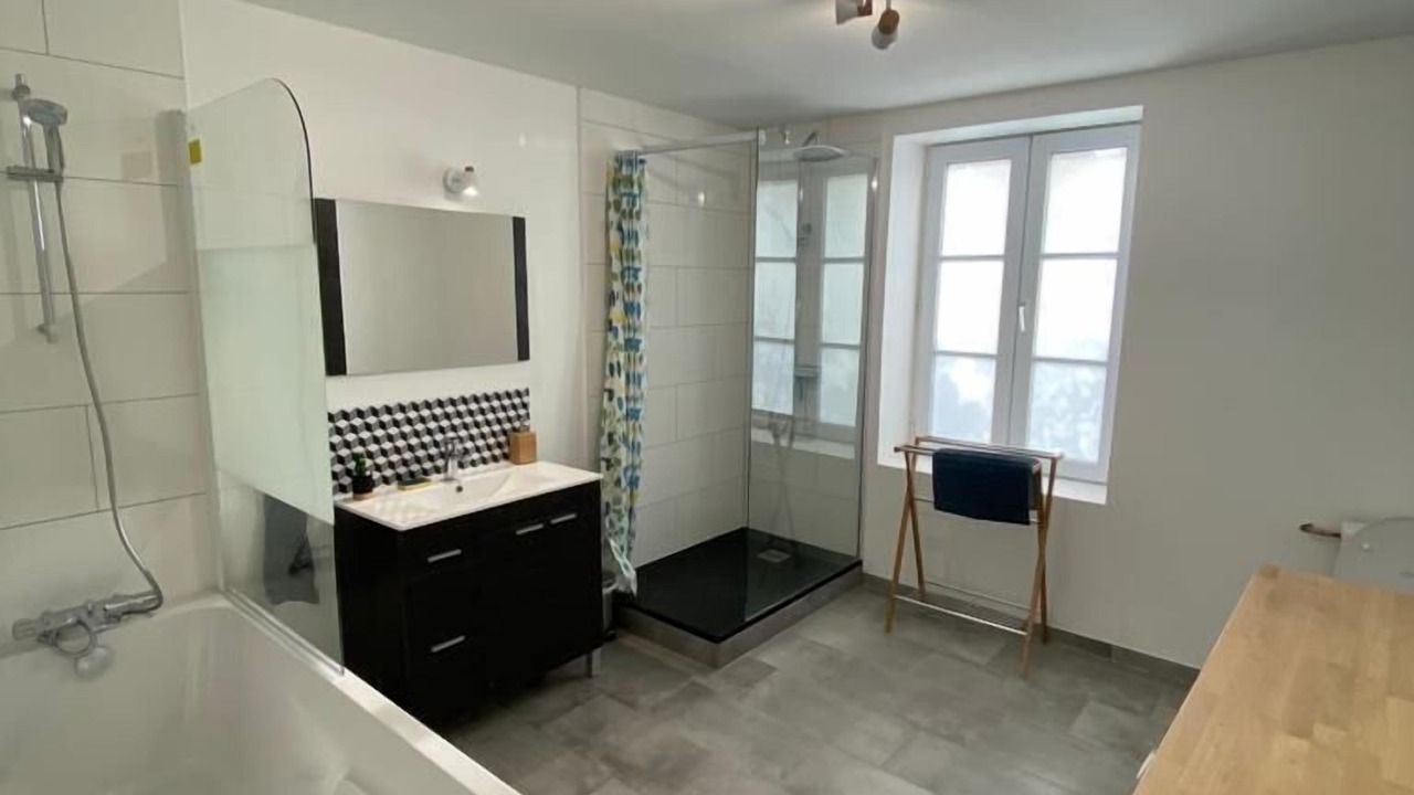Photo of Bathroom in Vexin-sur-Epte