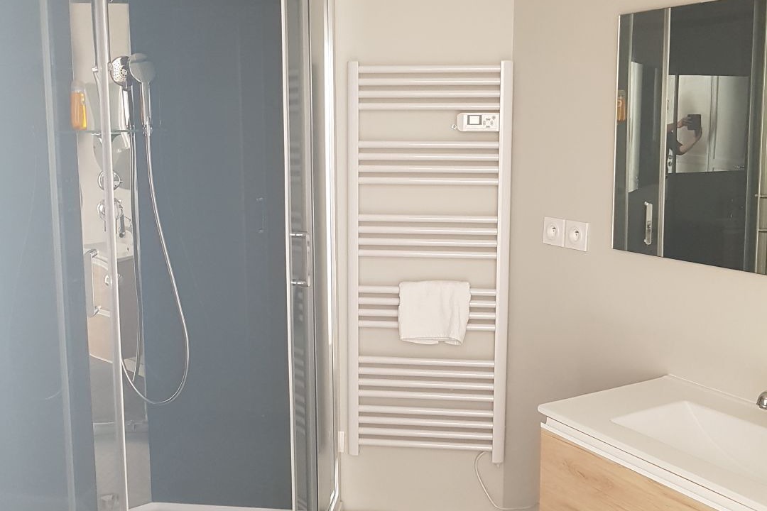 Photo of Bathroom in Montgeron