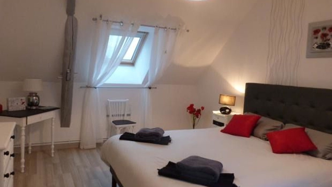 Photo of Bedroom in Vallon-sur-Gee