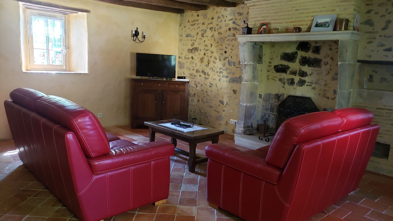 Photo of Livingroom in Asnieres sur Vegre