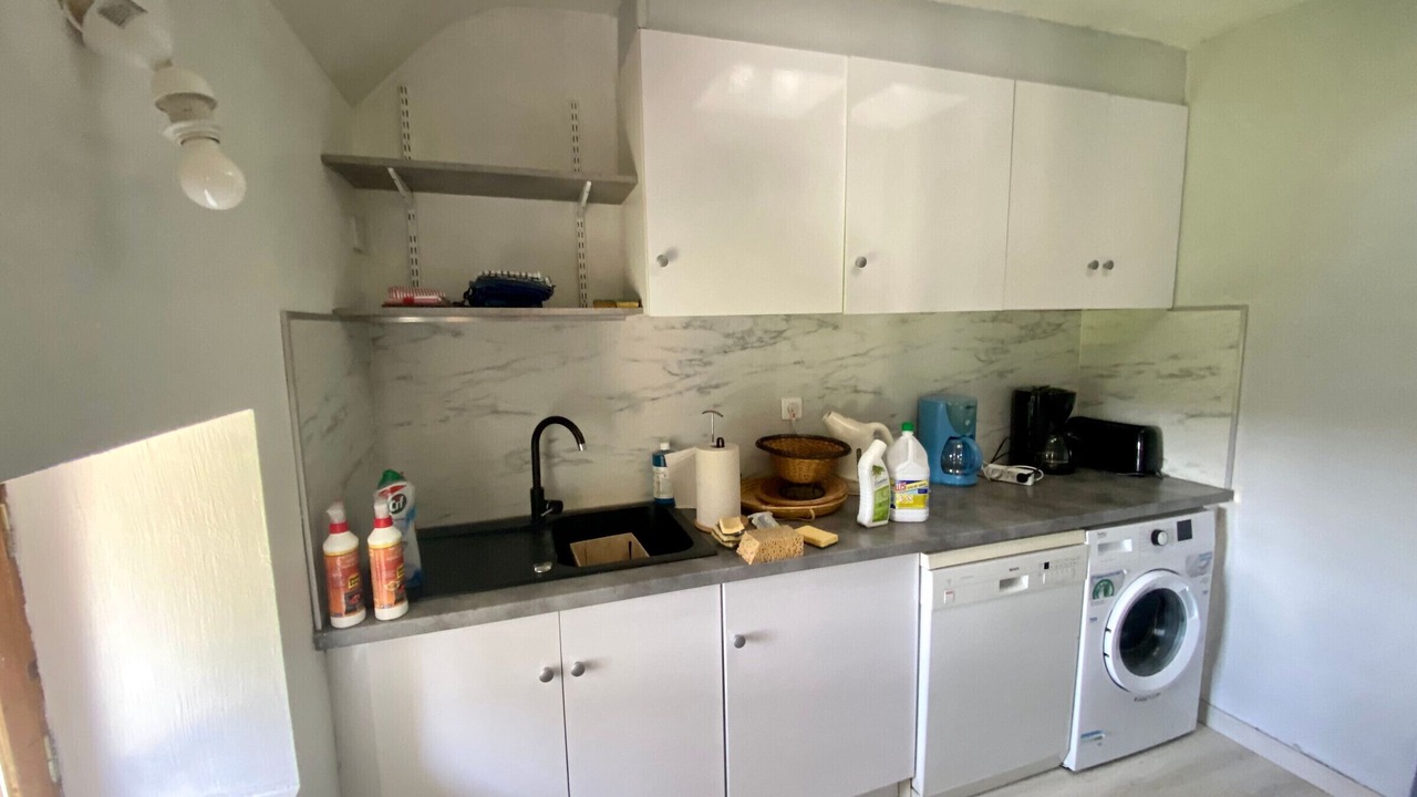 Photo of Kitchen in Moulins-le-Carbonnel