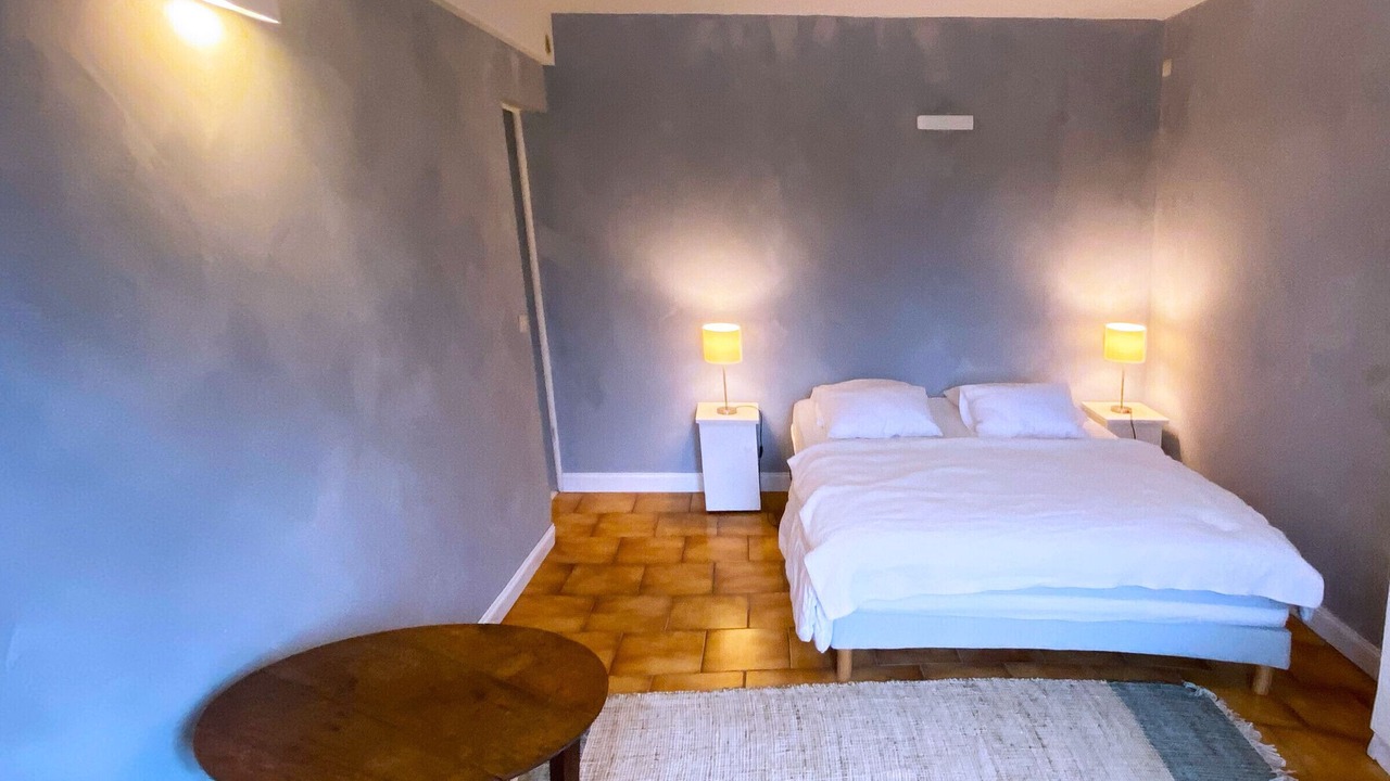 Photo of Bedroom in Moulins-le-Carbonnel