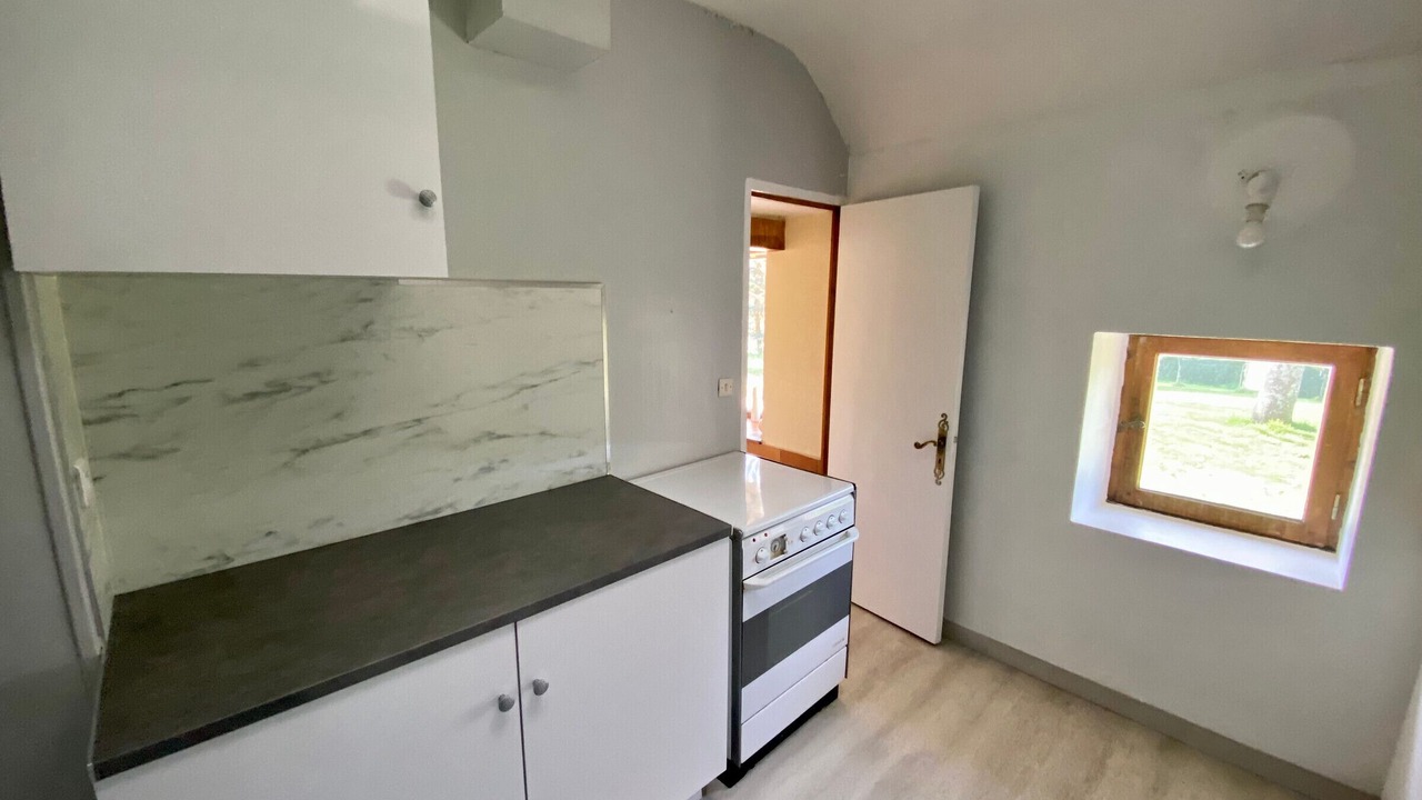 Photo of Kitchen in Moulins-le-Carbonnel