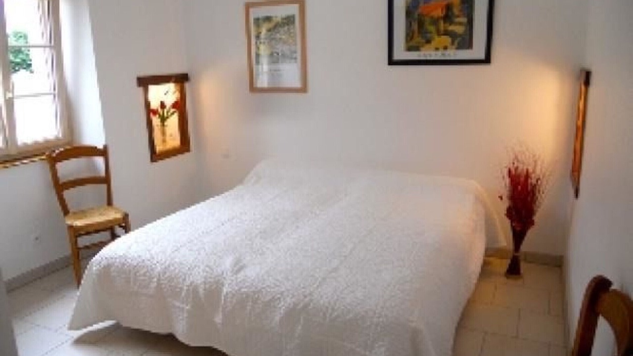 Photo of Bedroom in Epineu-le-Chevreuil